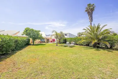 Image de Palmeria - Maison climatisée, accès direct plage