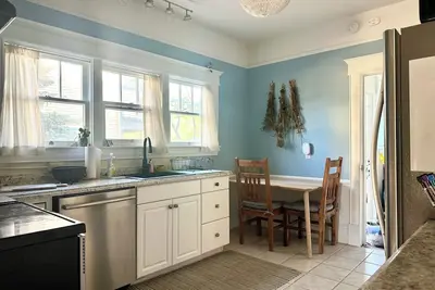 Image de Charming Downtown Victorian 3 Bed 2 Bath Just Off Colorado College Campus