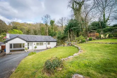 Image de Three Bedroom Pet Friendly Holiday Cottage in Harlech | Mehefin