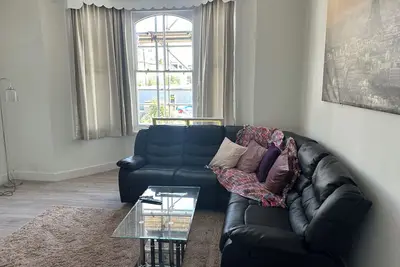Image de 3 minutes walk from Preston Park train station