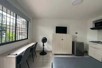 Image de A107. Affordable and Functional Loft
