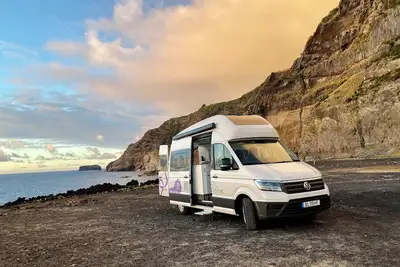 Image de Campervan Rv Amped Campers Unlimited drivers and kilometers, all included