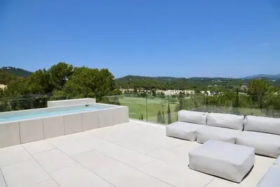 Image de Amazing new build house in Roca Llisa