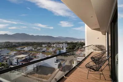 Image de 7 Floor Mountain Views! 3 Bedroom New Luxury Condo