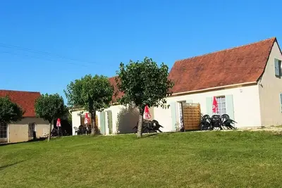 Image de Gites de 5 personnes, location toutes saisons. 5 personnes