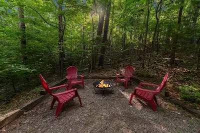Image de Lazy Bear Den of Cherry Log Mountain