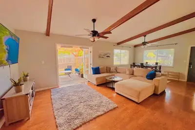 Image de Bbq Games, King Beds, Private Yard