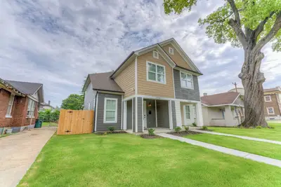 Image de ~New Build~Townhome~Gated Parking~Washer/Dryer~3bd\n