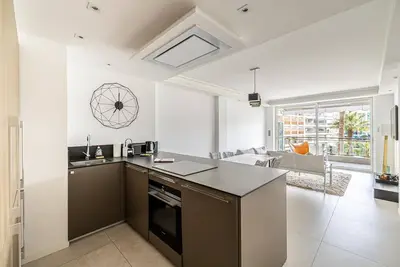 Image de Ocean Front family apartment at Mondrian Hotel on the Croisette