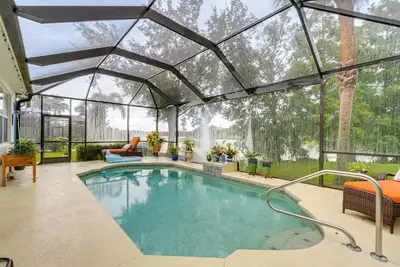 Image de North Fort Myers Home w/ Heated Pool & Lake Views!