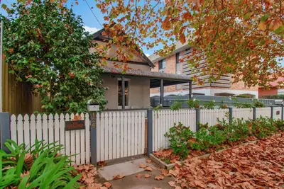 Image de Rose Cottage - Stroll to Cbd, Leafy Setting