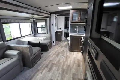 Image de Your Rv Adventure Awaits!
