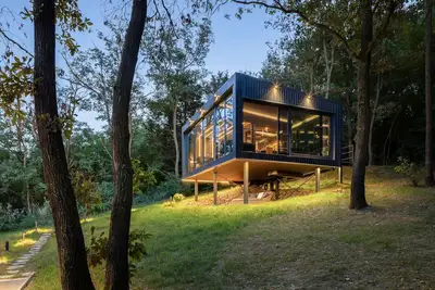 Image de Only You. \nSee and hear the closeness of nature in this unique accommodation.