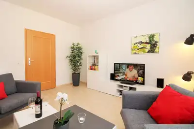 Image de House Triton apartment 5: modern 3-room apartment close to the beach with south-facing balcony