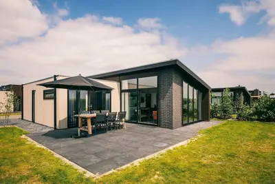 Image de Ground floor bungalow for 7 persons