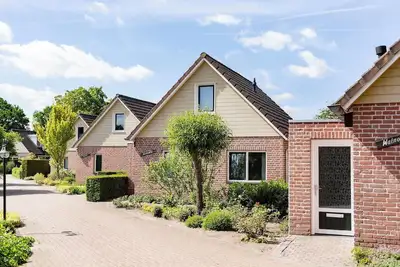 Image de Semi-detached bungalow for 6 persons