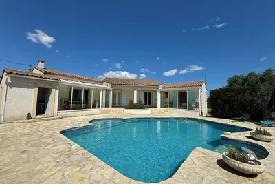 Image de Belle maison de plein pied situé au coeur du Somail