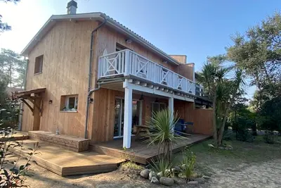Image de Maison moderne Ă 200m de la plage avec jardin et terrasse, 3 chambres pour 6 personnes