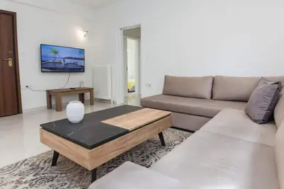 Image de Faliro Escape Modern Living