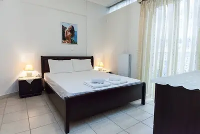 Image de Charming Apt w Scenic Balcony in Vibrant Petralona