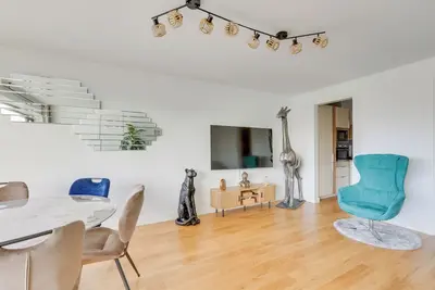 Image de Paris luxury Apartment with Eiffel Tower View