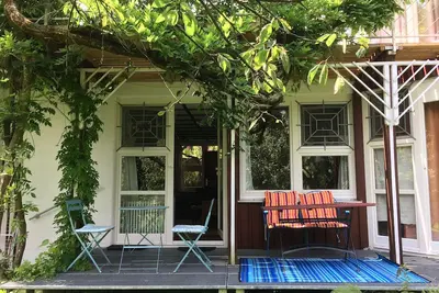 Image de Wake up to the sound of waves and fall asleep to the sound of waves! 5 min to the lake