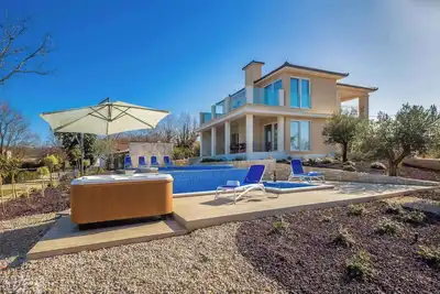 Image de Villa avec balcon pour 2 personnes