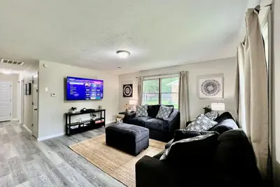 Image de Quaint and Cozy 3 Bed home in Liberty Twp.