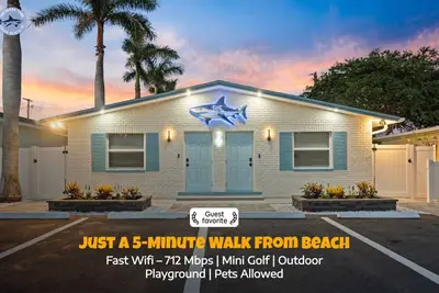 Image de The Shark Tank: TownCenter, Walk to Beach, Bars, Shops & Downtown Cocoa Beach