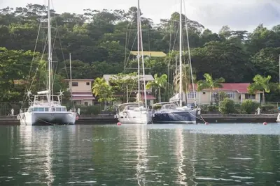 Image de 07 Rsr Apartment next to Port Louis Marina