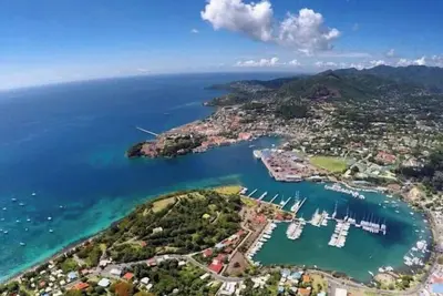 Image de 10 Rsr Apartments next to Port Louis Marina