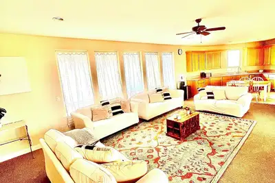Image de Lightstruck Ranch Home on Quiet Equine Property with Western Views, Large Patio