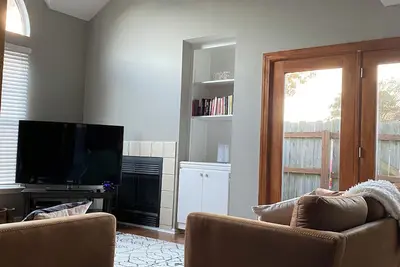 Image de Comfy Quaint Condo