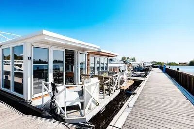 Image de 15mins to Ams | Rooftop Terrace | Free parking | Self check-in