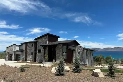 Image de North Star Retreat Sleeps 34