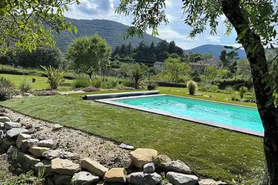 Image de Gites du Bouscas La Murette classé 3 étoiles \nStudio vouté en pierres atypique