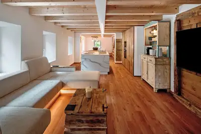 Image de Maison de vacances \"Thari House Dolomites\" à deux pas des remontées mécaniques avec Spa et Wi-Fi