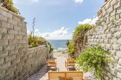 Maison de vacances 'Il Rifugio Del Conte' avec vue sur la mer, terrasse privée et climatisation