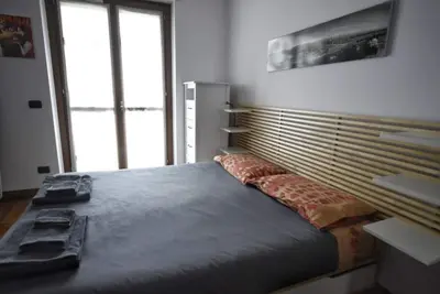 Image de Two-room apartment in St. Paul area [with car Box]