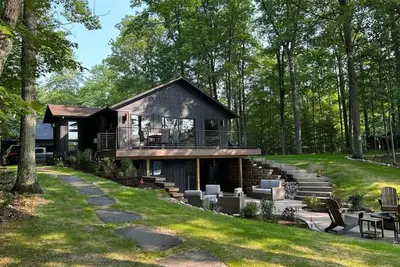 Image de Island Cove Cabin - Cozy, and Adventure-Ready!