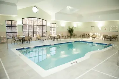 Image de Air-Conditioned Suite | Gym, Indoor Pool