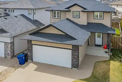 Image de Spacious 4br-4ba House for Large Families & Group in Stonebridge