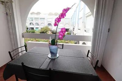 Image de Studio cabine avec piscine proche mer
