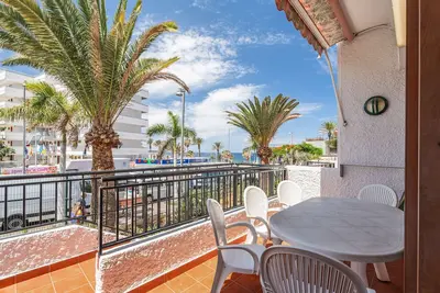 Image de Appartement de vacances 'Apto Veracruz' avec piscine partagée, terrasse privée et Wi-Fi