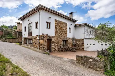 Image de Maison de campagne \"La Casona 2\" avec vue sur les montagnes, terrasse privée et Wi-Fi