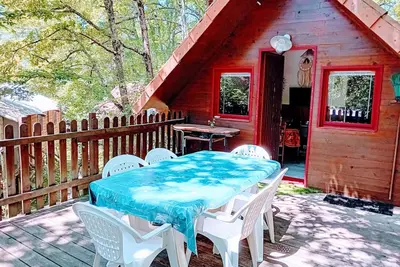 Image de Chalet dans camping à Camon (Ariège)