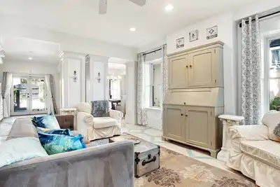 Image de Cozy Garden Apartment | Heated Pool Access