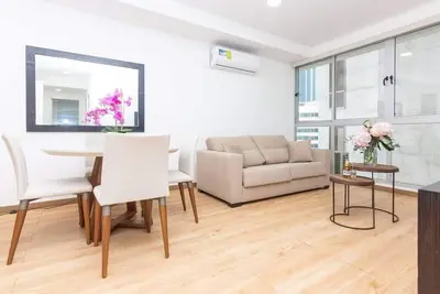 Image de Luxury 2 bedroom apt free parking