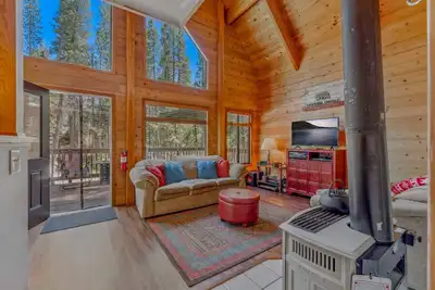 Image de 3br Soda Springs Ski & Lake Getaway