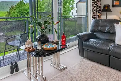 Image de Charming 2br-2ba Flat next to Royal Park of Holyrood